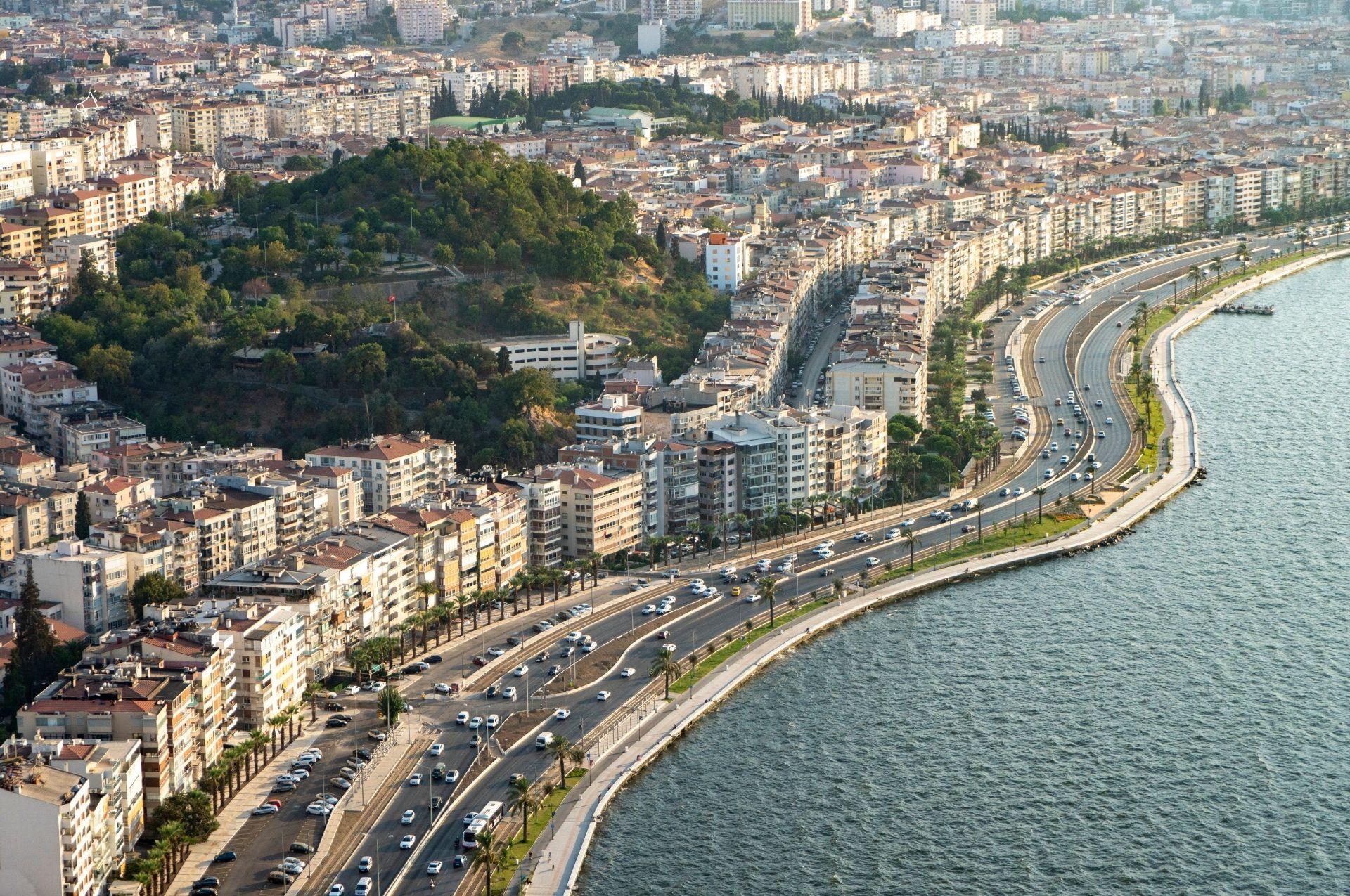 İzmir, 10 Aylık Konut Satışlarında Lider: Ege Bölgesi'nde 166 Bin Konut Satıldı
